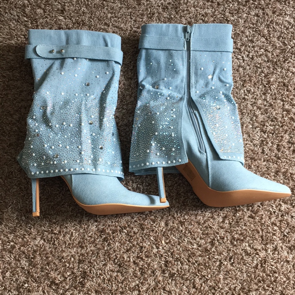 Jean Boots - Picture 2 of 4